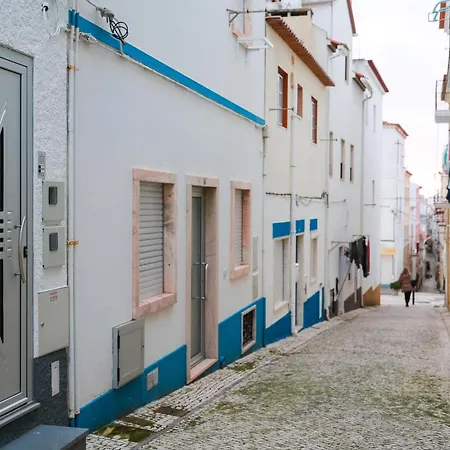 Abegorias נאזרה