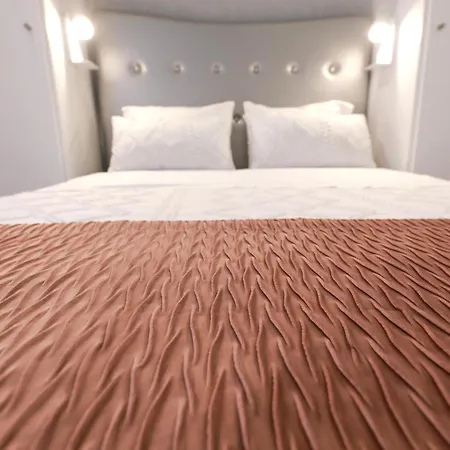 Abegorias דירה *