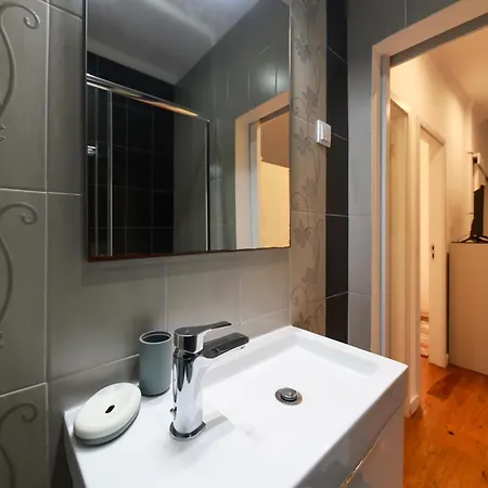 דירה Abegorias נאזרה